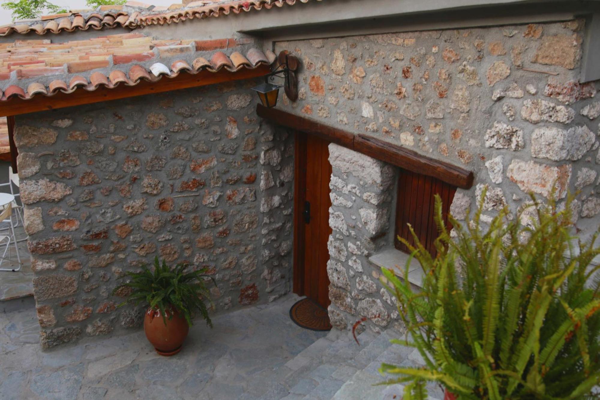 Apartamento Fteri Stone House In Platanos, Akrata Exterior foto